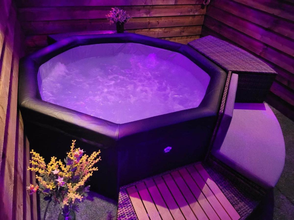 Chambre Vigne, Piscine Spa Fitness Lugon et l’Ile du Carney Exterior foto